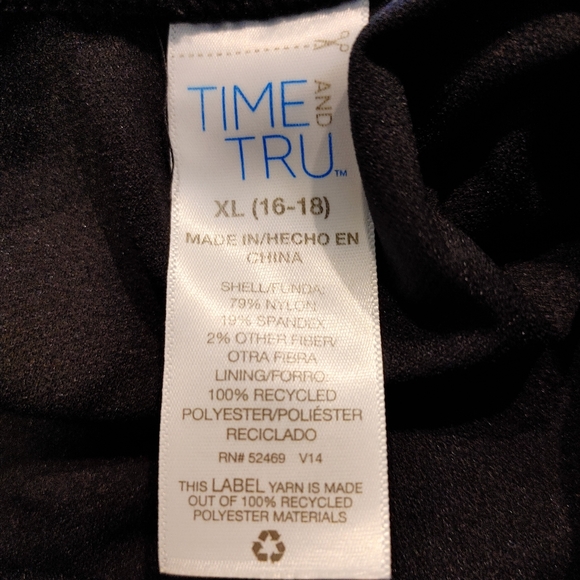 Time and Tru Ring Cut-Out One-Piece with Gold Metalic Weave Knit Swimsuit XL - Picture 11 of 12